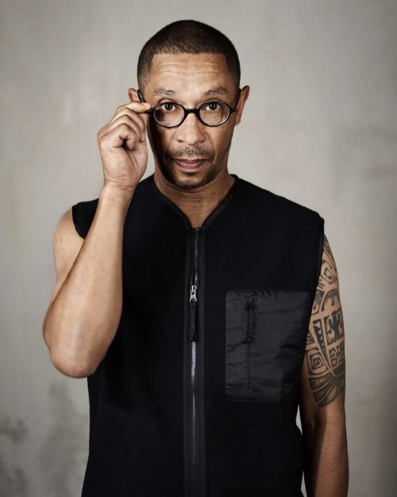 Photo de l'artiste de Iffra Dia. Crédit : Jérôme Bonnet